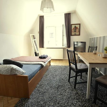 Old Town Happy Apartment, The Best Location กดัญสก์ ภายนอก รูปภาพ
